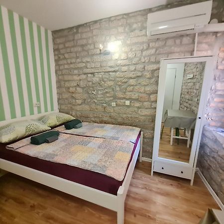 Rooms & Studio Apartments Šibenik Rom bilde