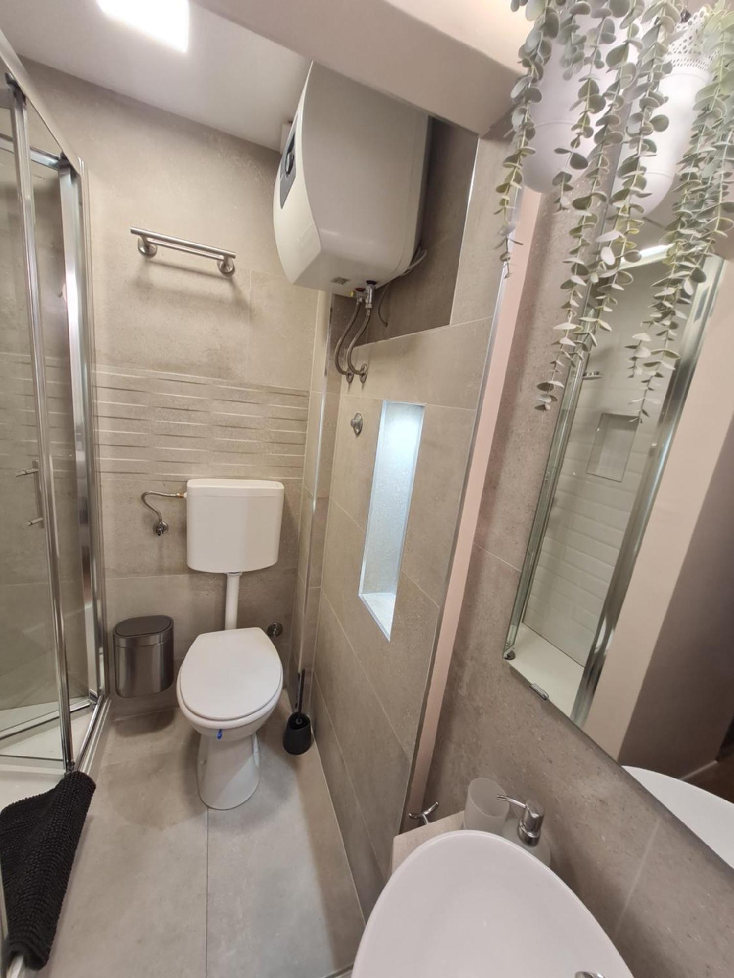 Rooms & Studio Apartments Šibenik Eksteriør bilde