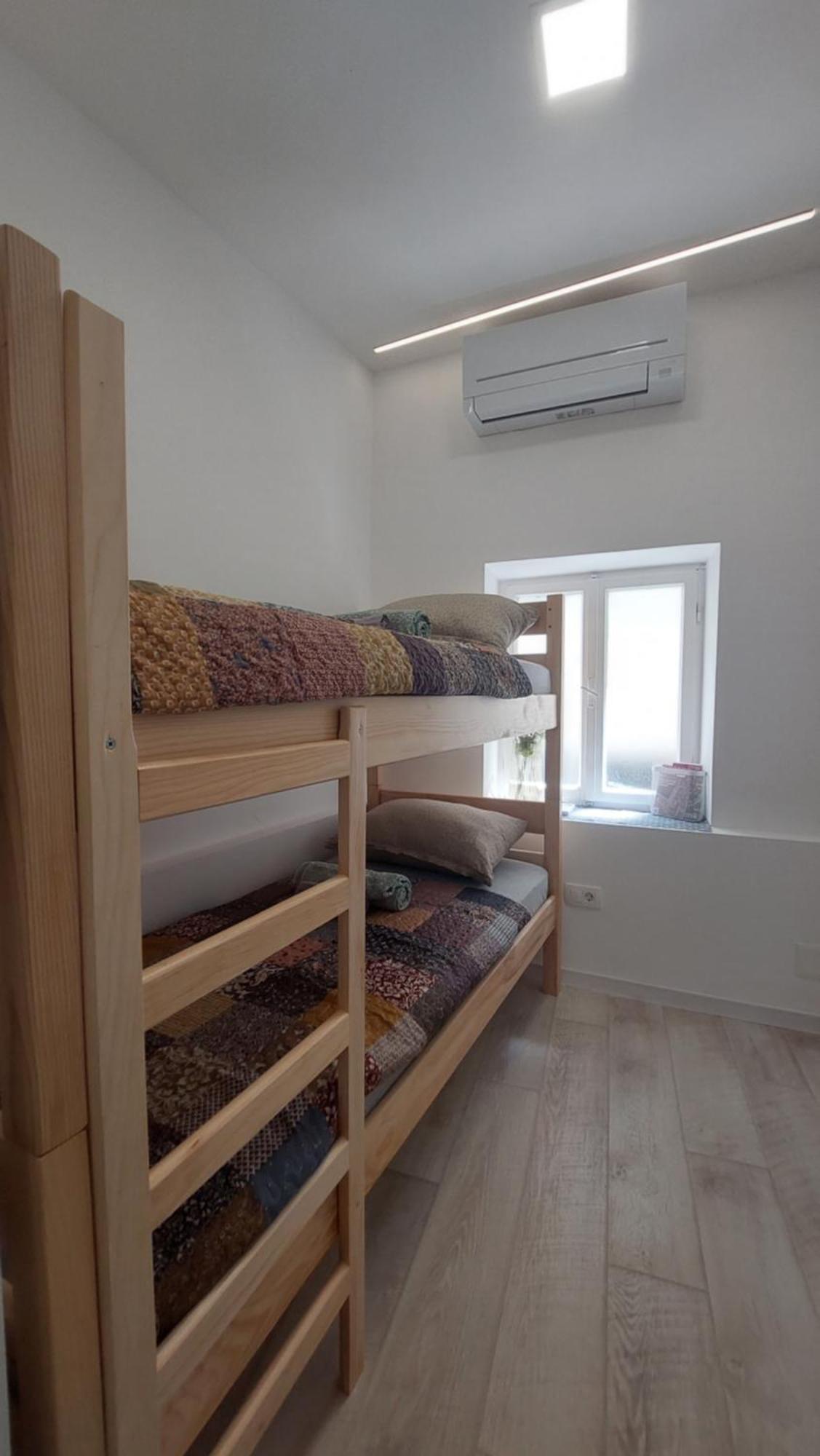 Rooms & Studio Apartments Šibenik Rom bilde